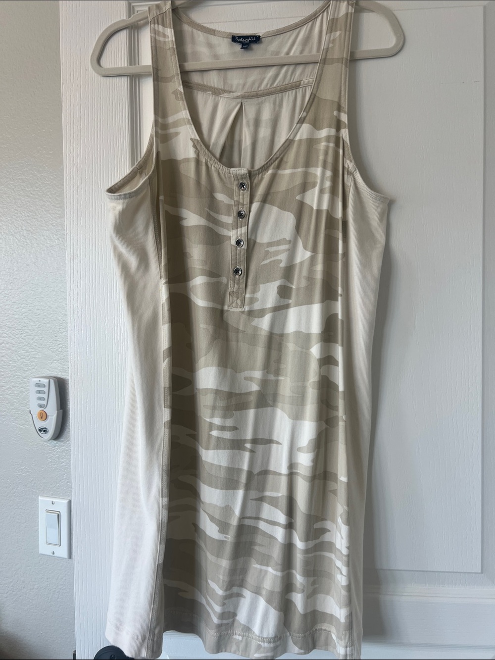 LIKE NEW Splendid Beige and Cream Camouflage Tank Dress SIZE L